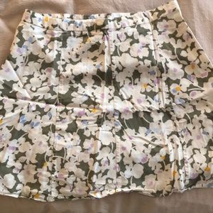 Gap Skirt- never worn.